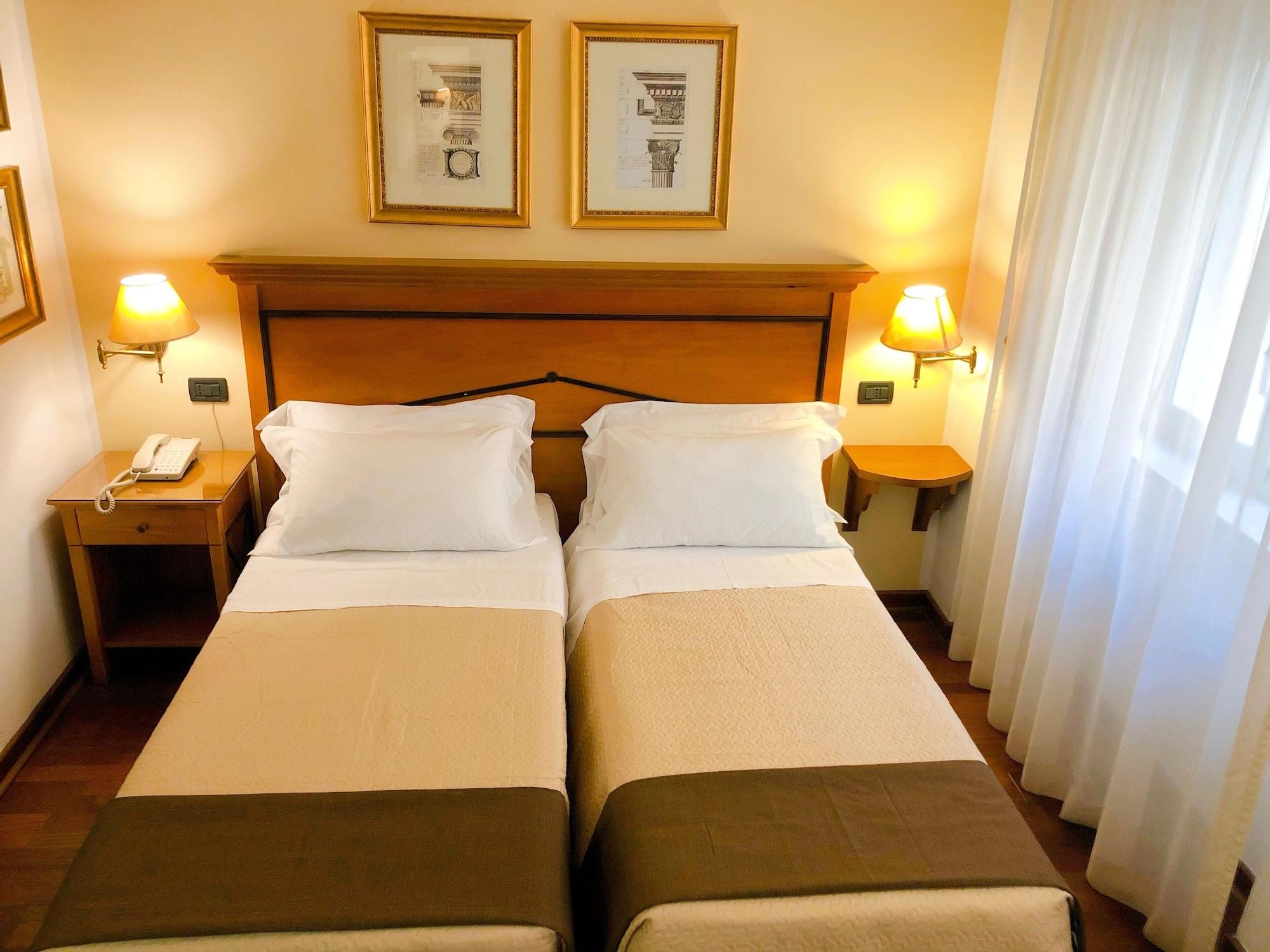 Hotel Florio Opera Palermo Central ภายนอก รูปภาพ