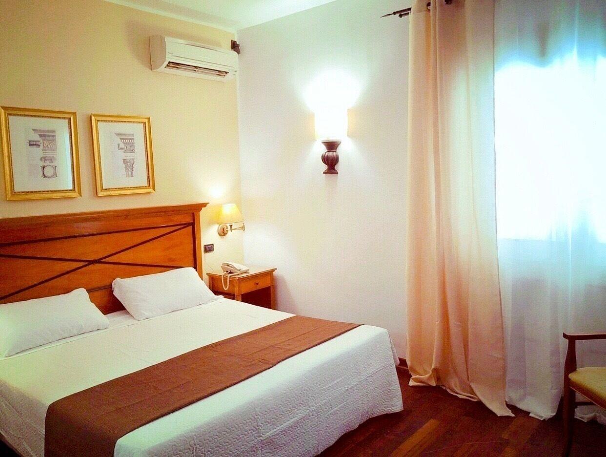 Hotel Florio Opera Palermo Central ภายนอก รูปภาพ
