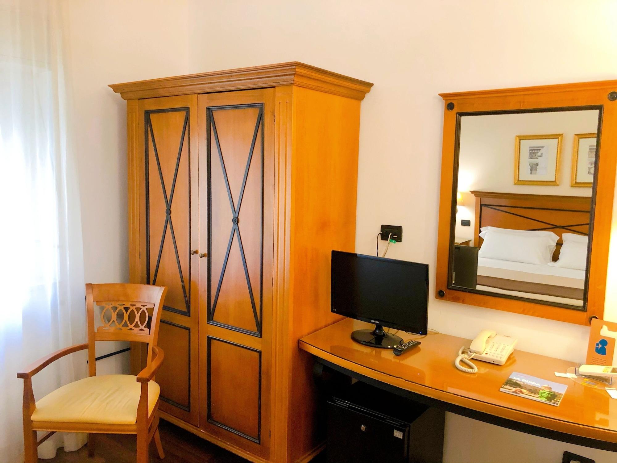 Hotel Florio Opera Palermo Central ภายนอก รูปภาพ