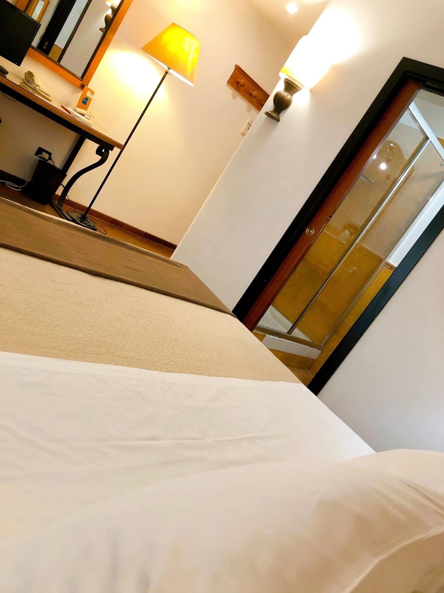 Hotel Florio Opera Palermo Central ภายนอก รูปภาพ