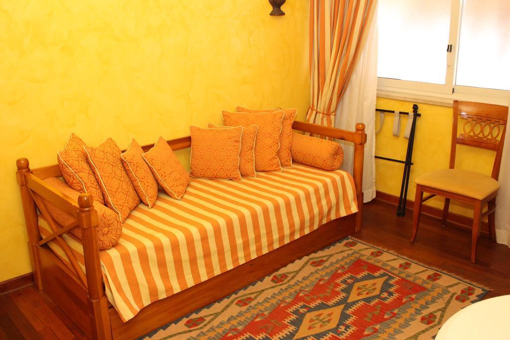 Hotel Florio Opera Palermo Central ภายนอก รูปภาพ